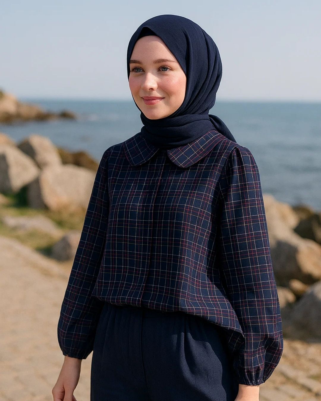 Lacivert Pileli Lastikli Bol Pantolon ve Kareli Lacivert Gömlek Takım