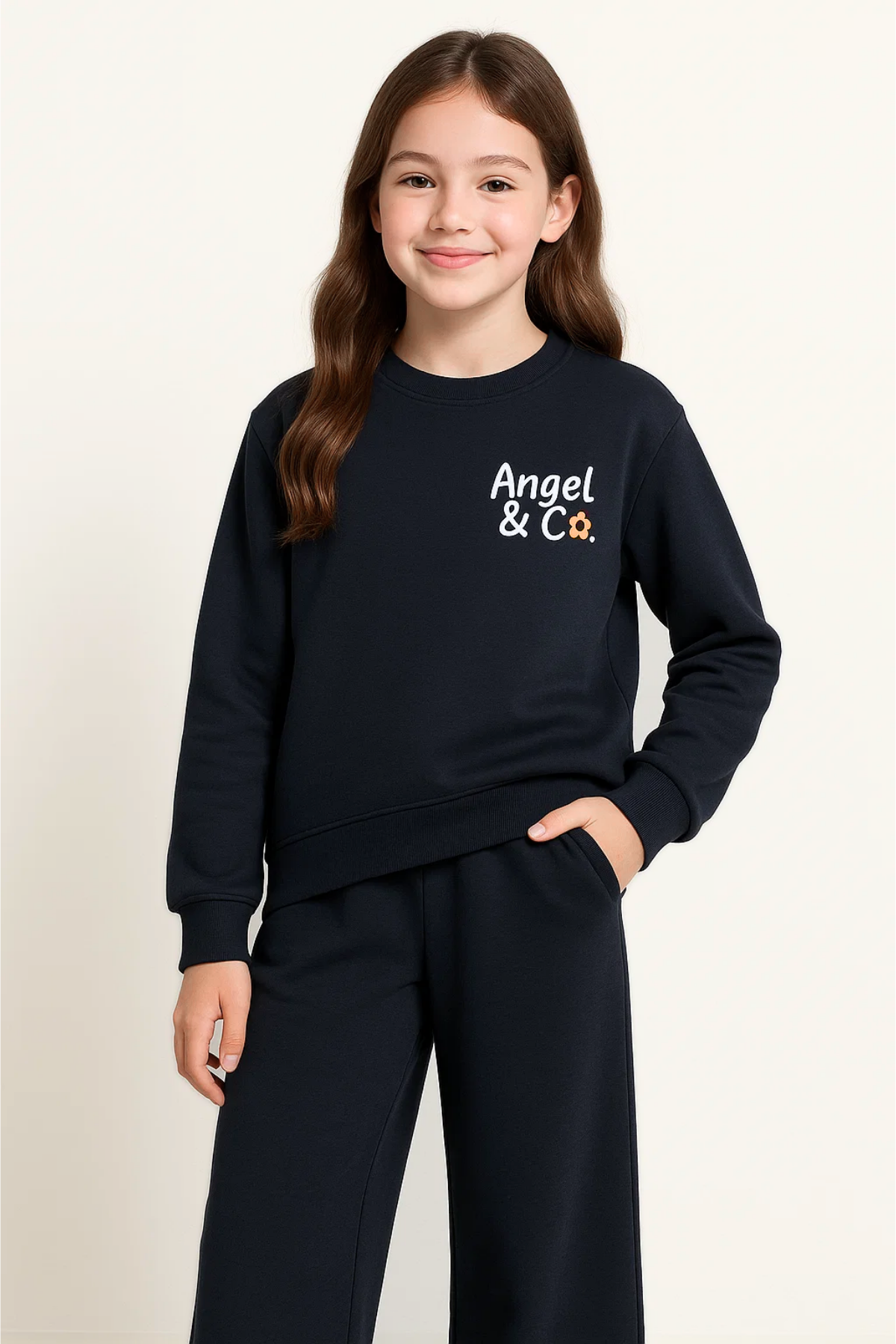 Pamuklu Geniş Kesim Siyah Kız Çocuk Eşofman Takım